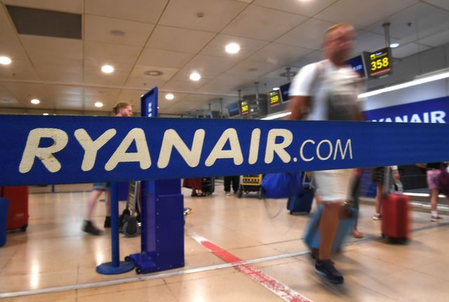 Des comptoirs Ryanair à l'aéroport de Madrid, le 25 juillet 2018