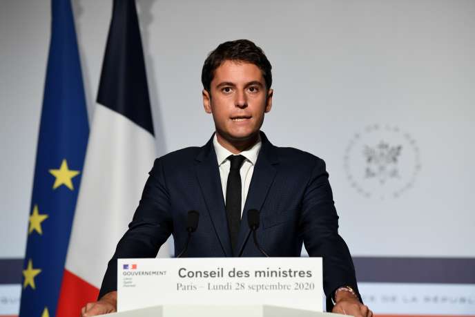 Le porte-parole du gouvernement, Gabriel Attal, en conférence de presse à l’Elysée, lundi 28 septembre.