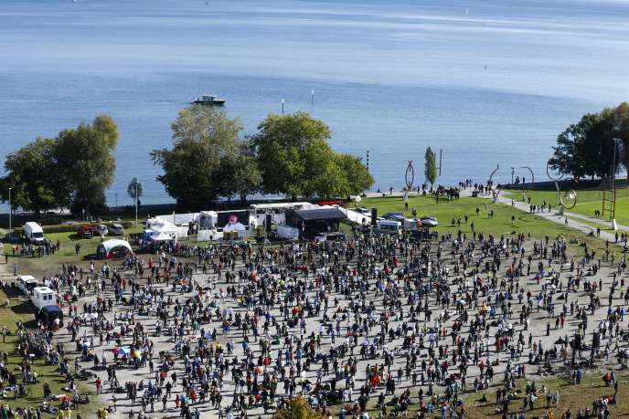 Manifestation le 4 octobre à Constance, en&nbsp;Allemagne, contre les restrictions prises par le gouvernement dans la lutte contre le Covid-19.