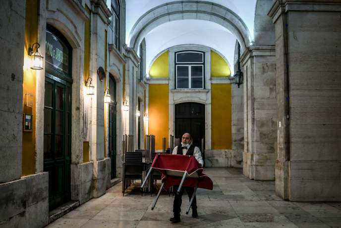 Dans le centre de Lisbonne, au Portugal, le 9&nbsp;novembre.