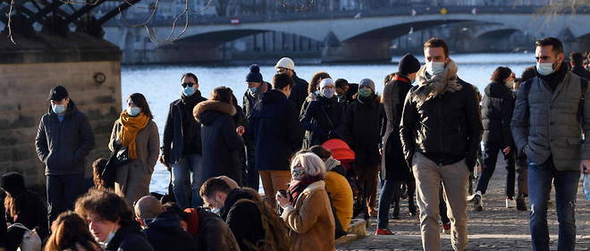 Des Parisiens sur les quais de Seine. (Photo d'illustration)