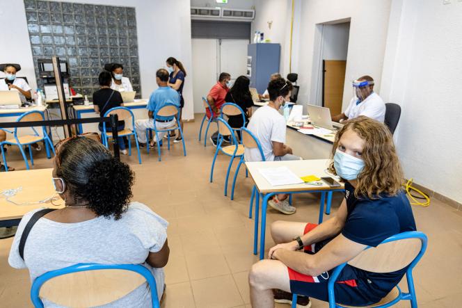 Dans un centre de vaccination de Cayenne, le 2 mai 2021.