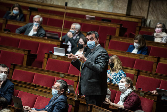 Le député MoDem Christophe Blanchet lors des débats sur le projet de loi relatif à la gestion de la sortie de crise sanitaire, à l’Assemblée nationale, le 10 mai.